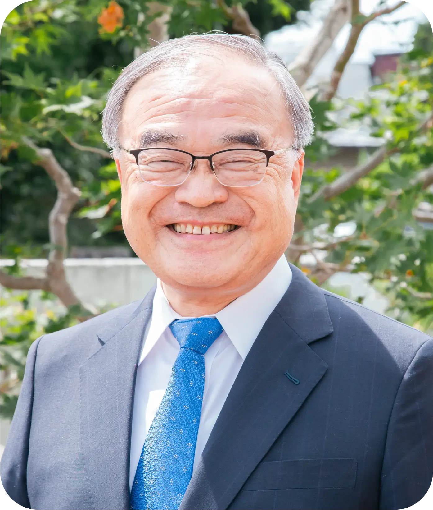 土田一成